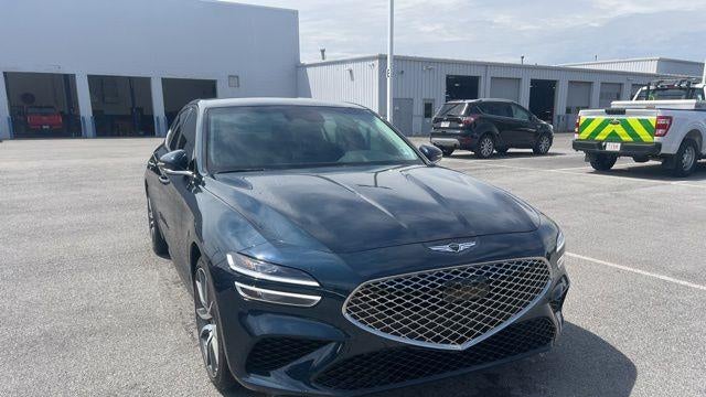 2025 Genesis G70 2.5T Standard