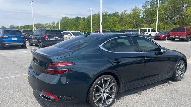 2025 Genesis G70 2.5T Standard