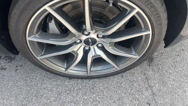 2025 Genesis G70 2.5T Standard
