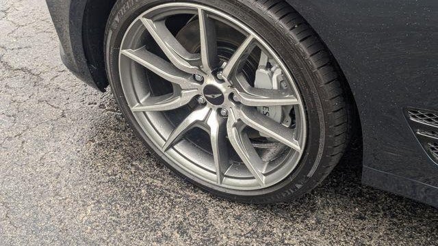 2025 Genesis G70 2.5T Standard