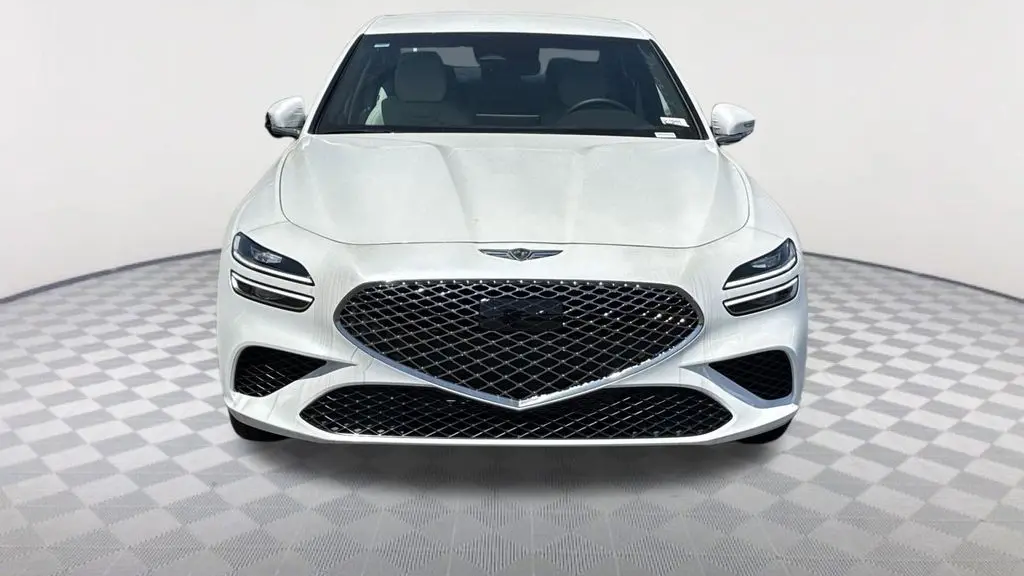 2025 Genesis G70 2.5T Standard