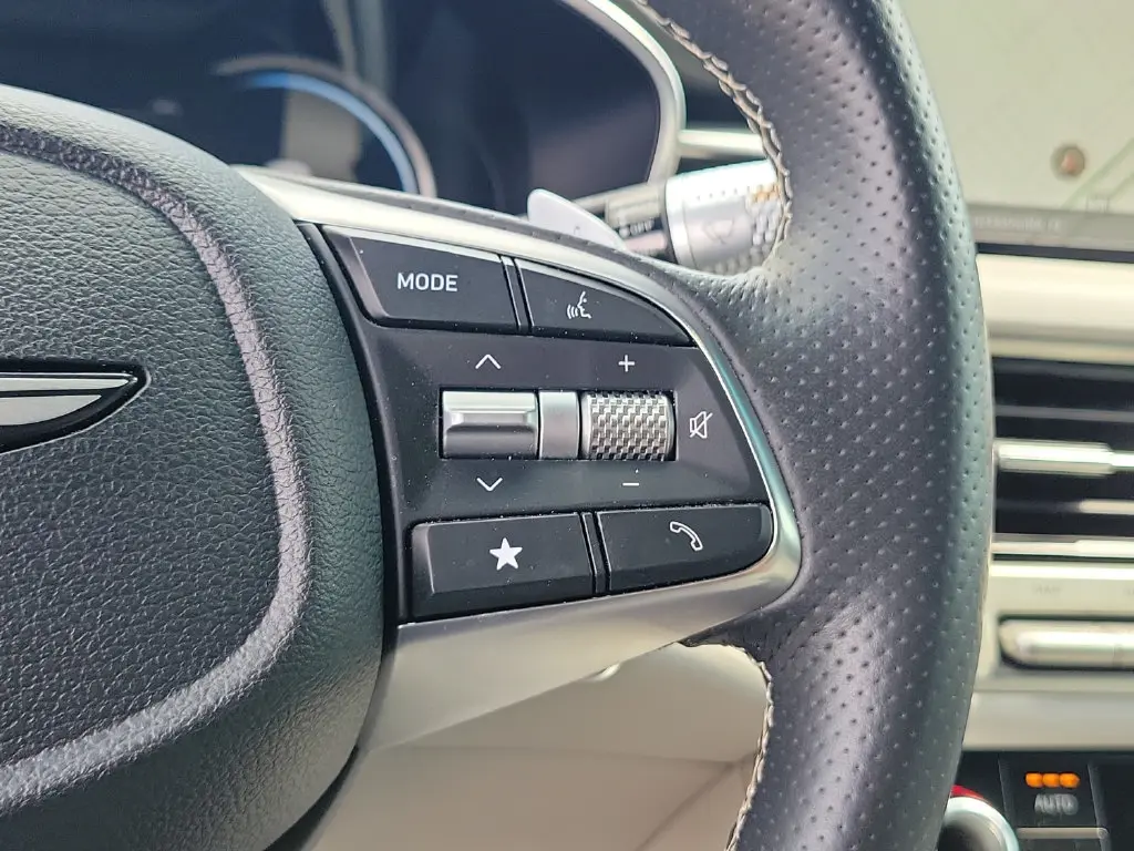 2025 Genesis G70 - $36,599