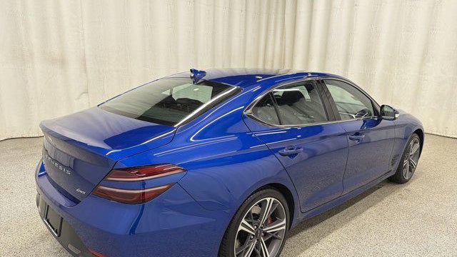 2025 Genesis G70 2.5T Standard