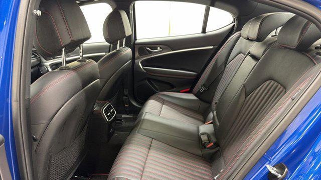 2025 Genesis G70 2.5T Standard