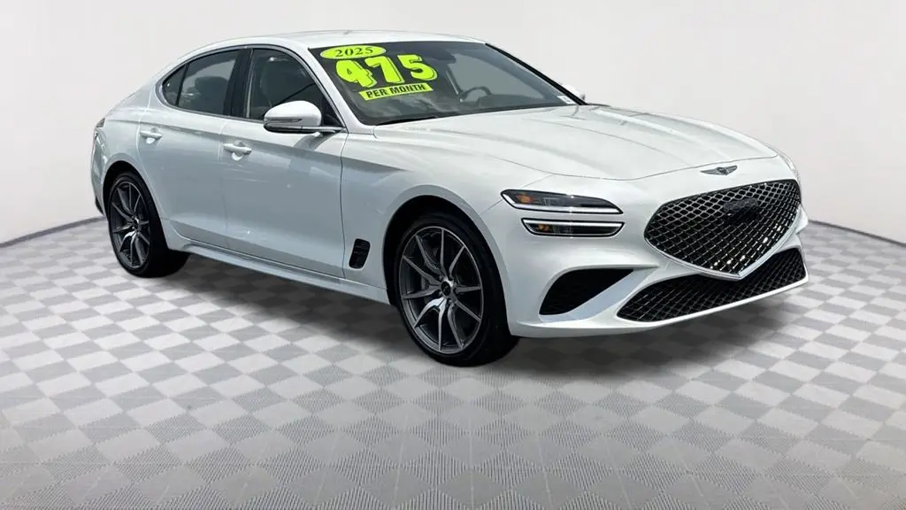 2025 Genesis G70 2.5T Standard