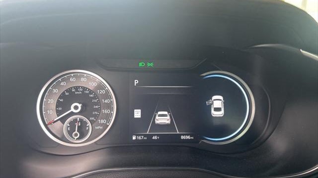 2025 Genesis G70 2.5T Standard