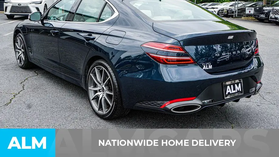 2025 Genesis G70 2.5T Standard