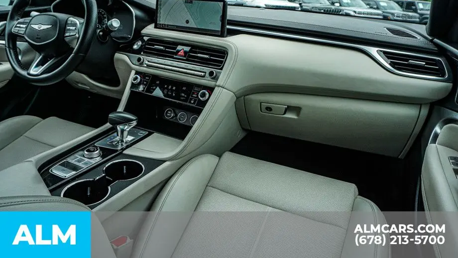 2025 Genesis G70 2.5T Standard