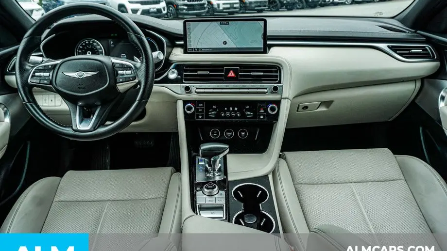 2025 Genesis G70 2.5T Standard