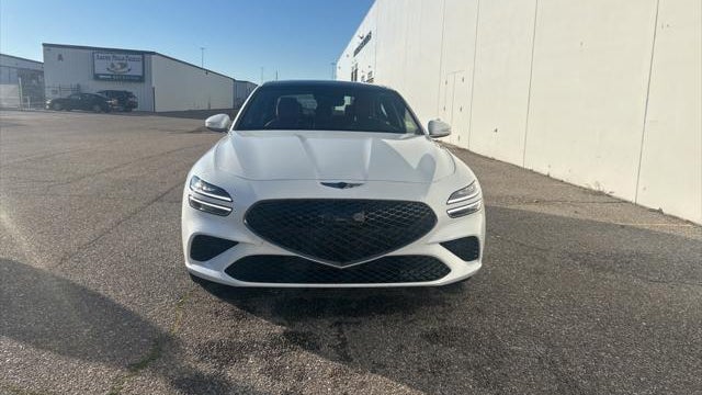 2025 Genesis G70 2.5T Standard
