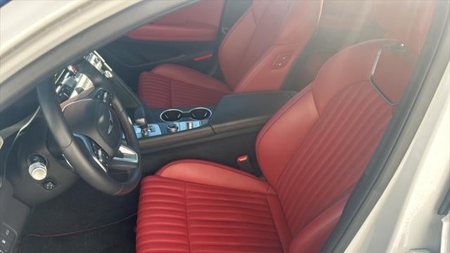 2025 Genesis G70 2.5T Standard