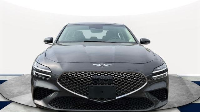 2025 Genesis G70 2.5T Standard