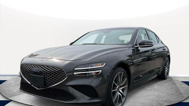 2025 Genesis G70 2.5T Standard
