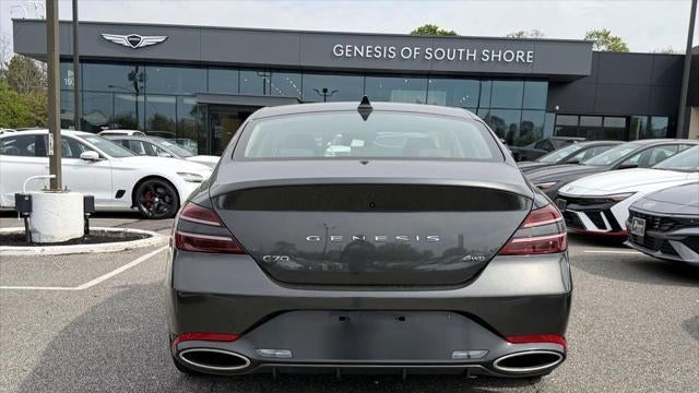 2025 Genesis G70 2.5T Standard