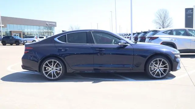 2026 Genesis G70 2.5T Prestige
