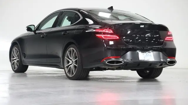 2026 Genesis G70 2.5T Prestige