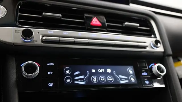 2026 Genesis G70 2.5T Prestige