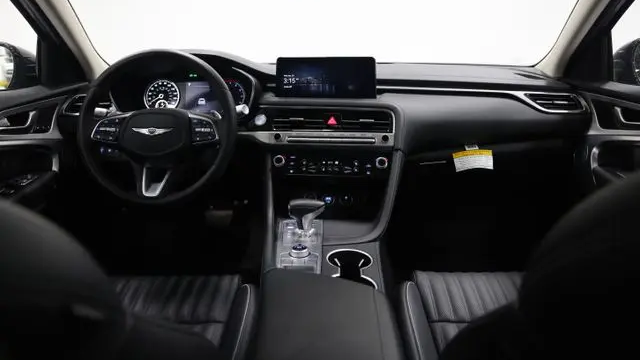 2026 Genesis G70 2.5T Prestige