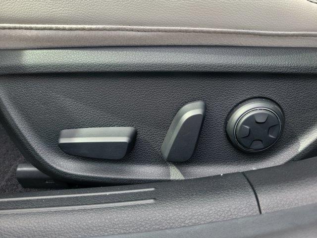 2025 Genesis G70 - $35,887
