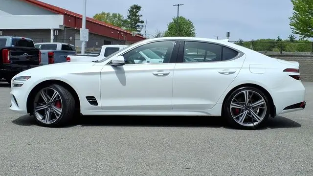 2025 Genesis G70 2.5T Sport Prestige