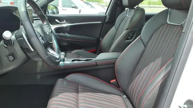 2025 Genesis G70 2.5T Sport Prestige