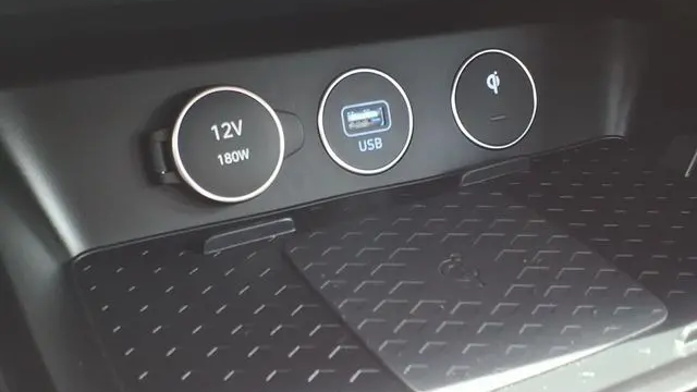 2025 Genesis G70 2.5T Sport Prestige