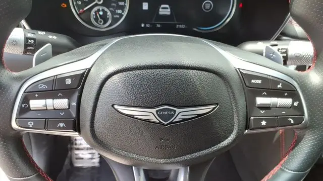 2025 Genesis G70 2.5T Sport Prestige