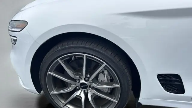 2025 Genesis G70 2.5T Sport Prestige