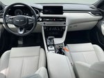 2025 G70 Thumbnail 6