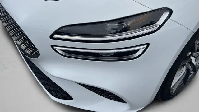 2025 Genesis G70 2.5T Standard