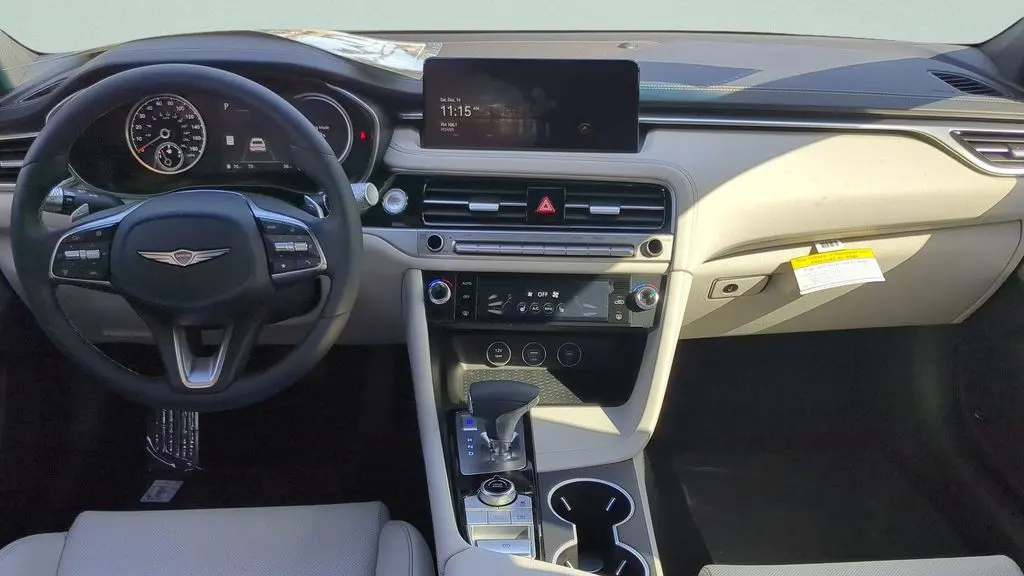 2025 Genesis G70 2.5T Standard