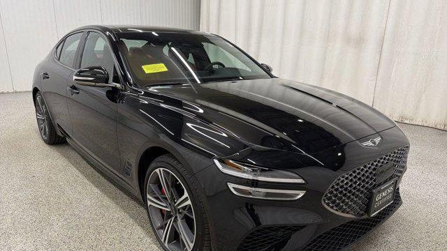 2025 Genesis G70 2.5T Standard