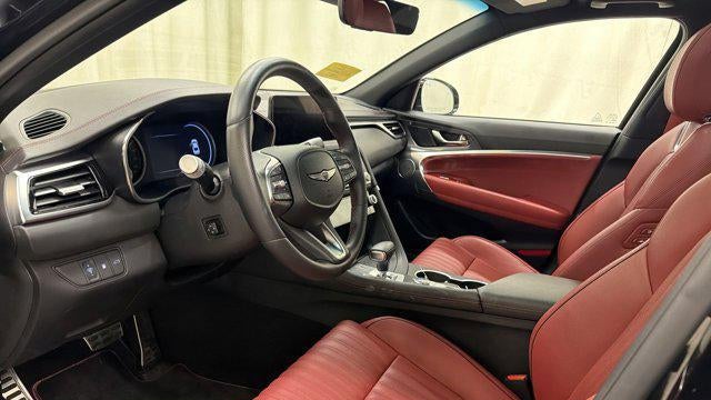 2025 Genesis G70 2.5T Standard