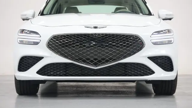 2026 Genesis G70 2.5T Prestige
