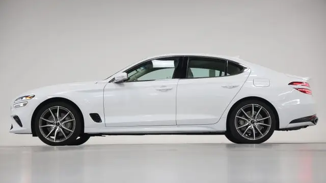 2026 Genesis G70 2.5T Prestige