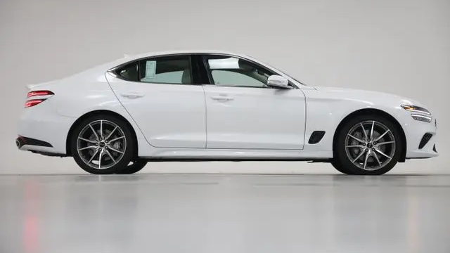 2026 Genesis G70 2.5T Prestige
