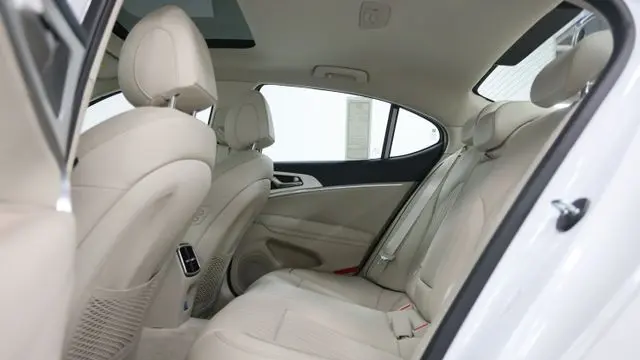 2026 Genesis G70 2.5T Prestige