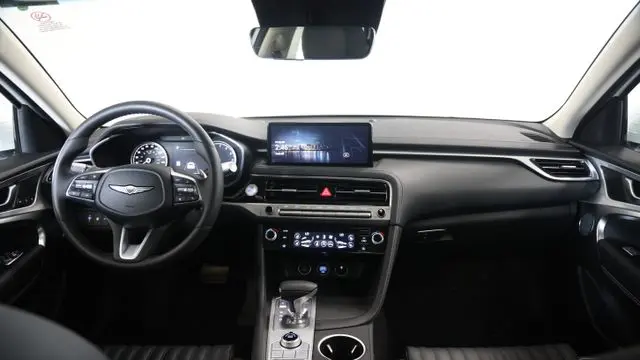 2026 Genesis G70 2.5T Prestige
