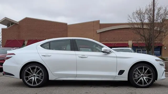 2026 Genesis G70 2.5T Prestige