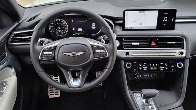 2024 Genesis G70 2.5T Standard