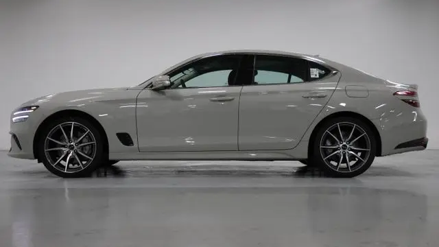 2026 Genesis G70 2.5T Prestige