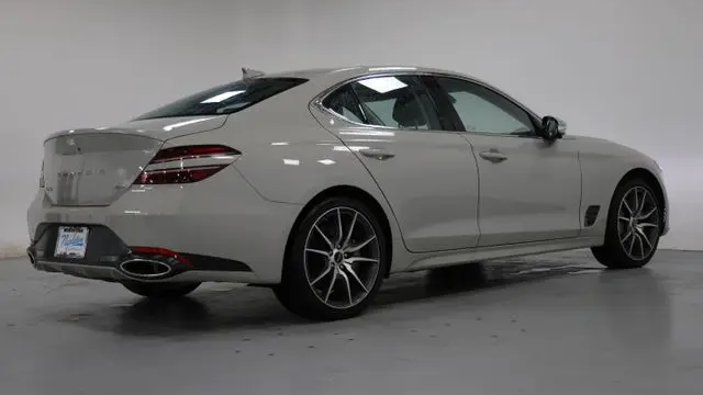 2026 Genesis G70 2.5T Prestige