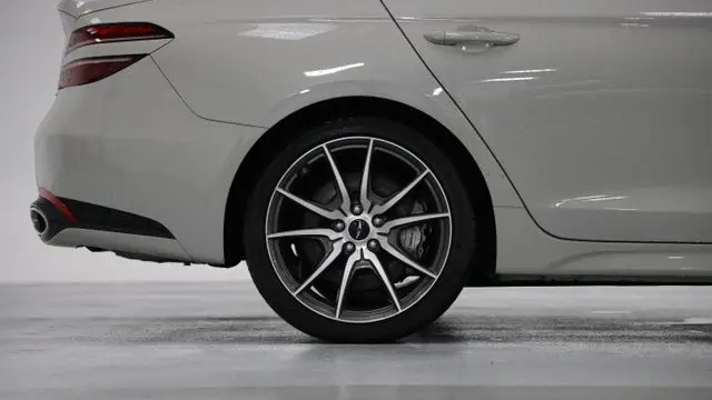 2026 Genesis G70 2.5T Prestige
