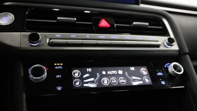 2026 Genesis G70 2.5T Prestige