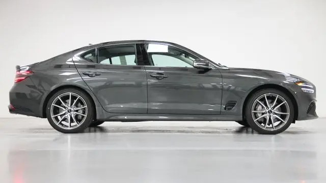 2026 Genesis G70 2.5T Prestige