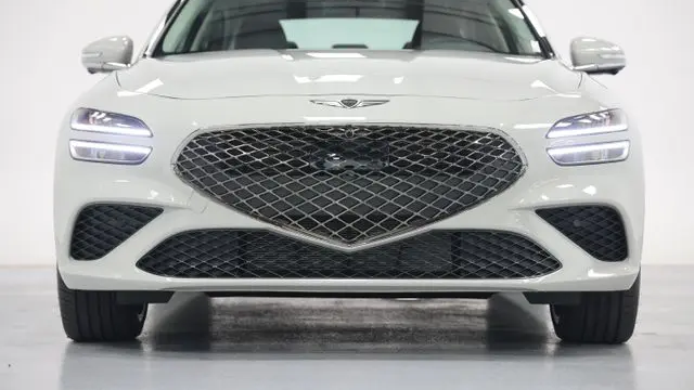2026 Genesis G70 2.5T Prestige