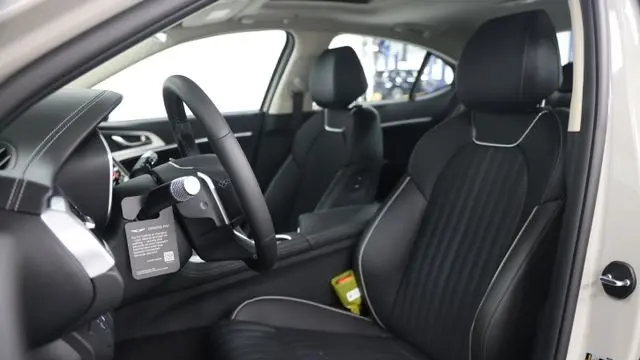 2026 Genesis G70 2.5T Prestige