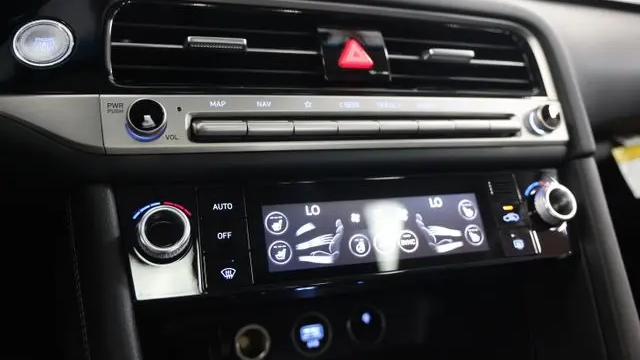 2026 Genesis G70 2.5T Prestige