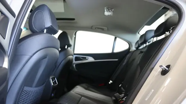 2026 Genesis G70 2.5T Prestige