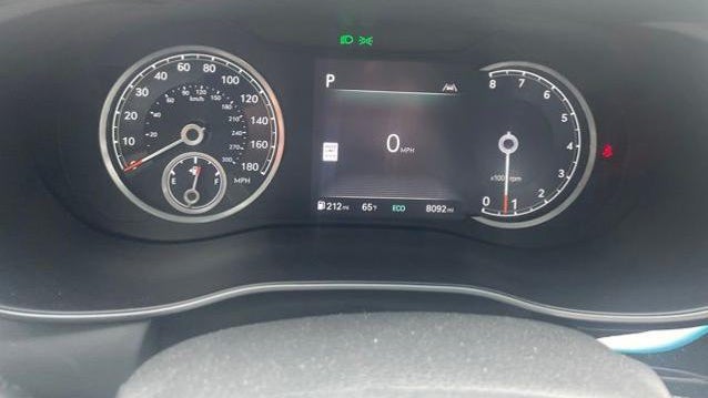 2025 Genesis G70 2.5T Standard